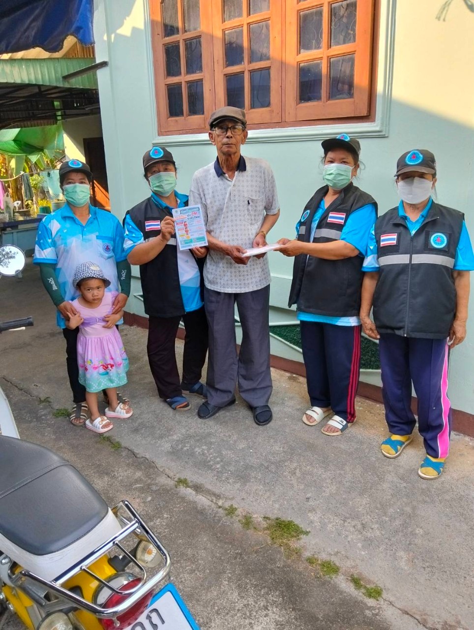 หลายอำเภอในจังหวัดเชียงใหม่เดินหน้าสู้ฝุ่น PM2.5 ลงพื้นที่เคาะประตูบ้าน ดูแลกลุ่มเปราะบางอย่างใกล้ชิด