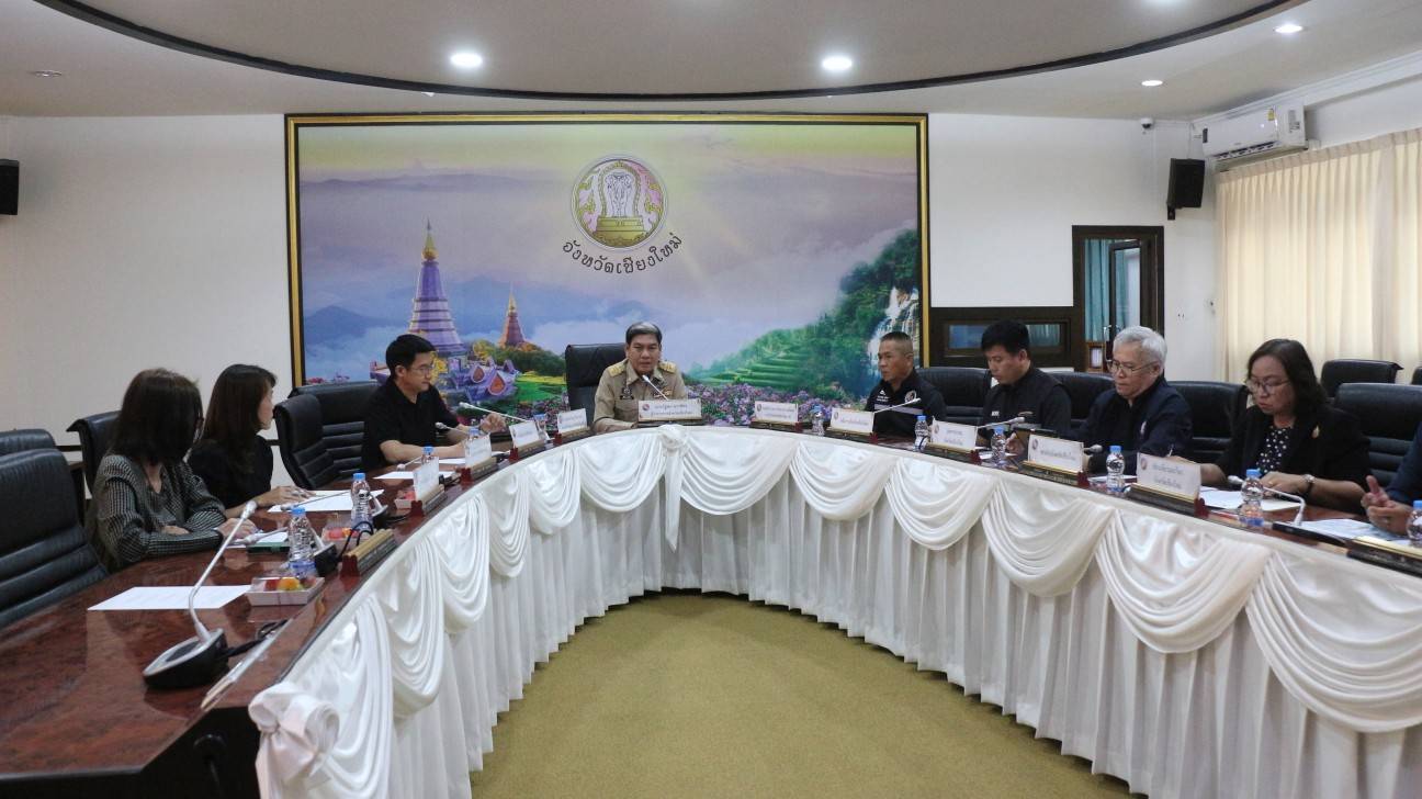 จังหวัดเชียงใหม่ ติดตามสถานการณ์พลังงานและราคาสินค้าอุปโภคบริโภคอย่างใกล้ชิด พบราคาสินค้าส่วนใหญ่เริ่มทรงตัว แต่มีบางชนิดที่ยังคงปรับตัวสูงขึ้น โดยเฉพาะไข่ไก่และก๊าซหุงต้ม