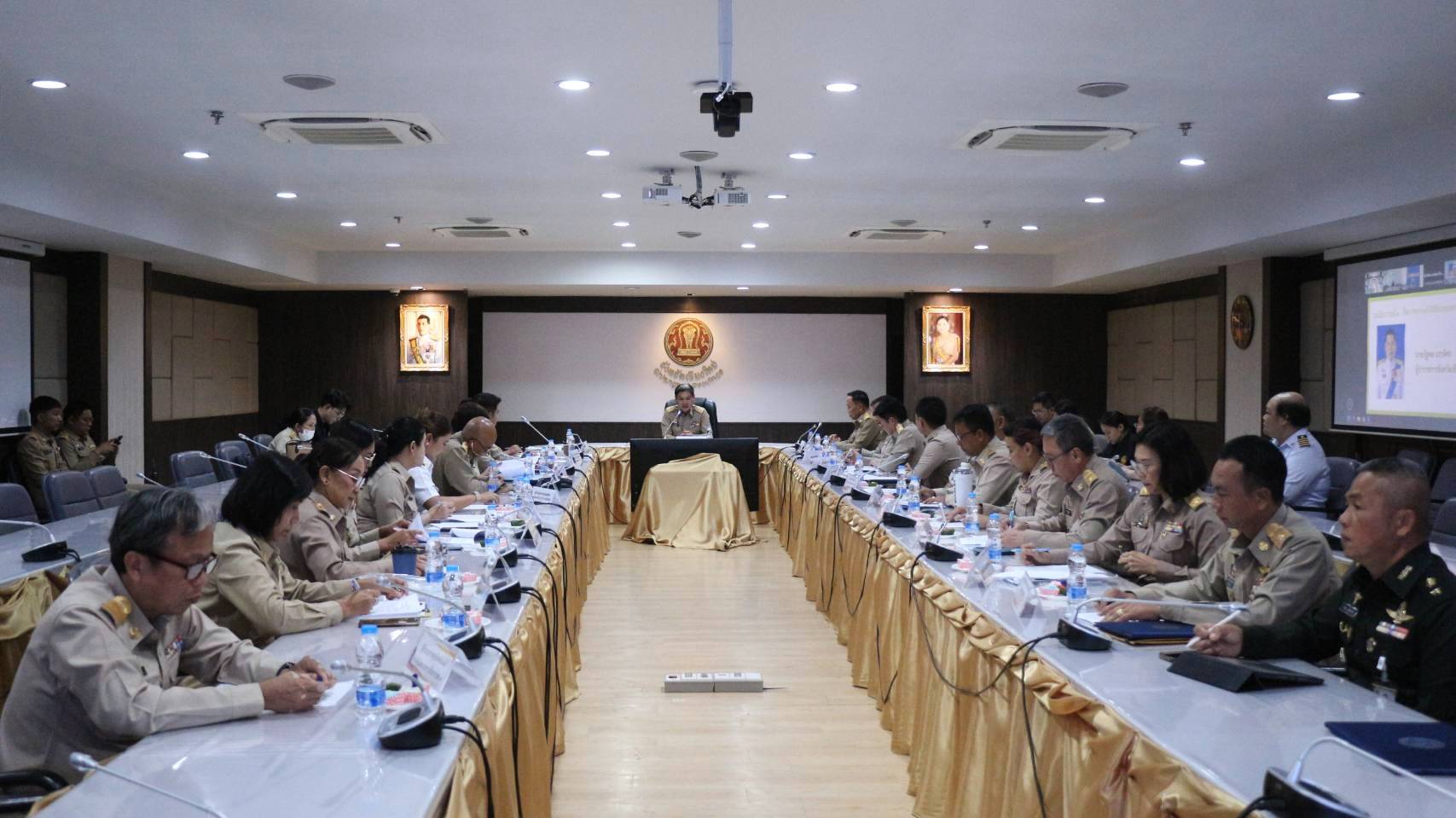 จังหวัดเชียงใหม่ จัดประชุมหัวหน้าส่วนราชการ ประจำเดือนมิถุนายน 2569 ผู้ว่าฯ เชียงใหม่ กำชับทุกหน่วยงาน เร่งสร้างความเชื่อมั่นประชาชนต่อการปฏิบัติหน้าที่ของภาครัฐ