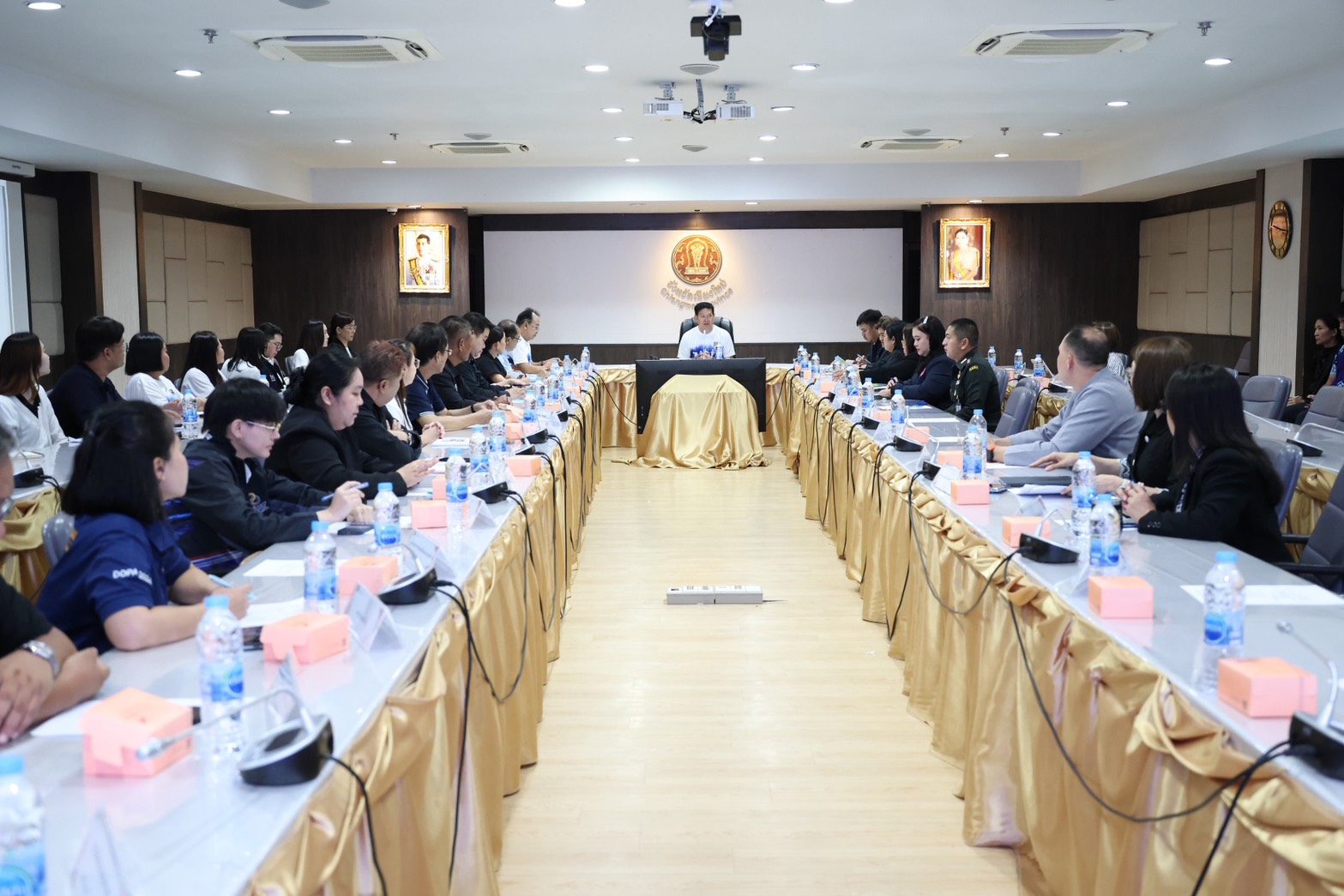 จังหวัดเชียงใหม่ ประชุมติดตามความคืบหน้าการจัดโครงการแสงนำใจไทยทั้งชาติ เดิน วิ่ง ปั่น ป้องกันอัมพาต ครั้งที่ 12 เฉลิมพระเกียรติ